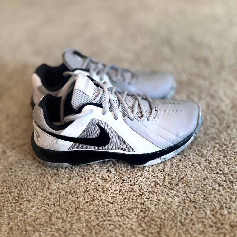 Nike White and Black Low-Top Training Sneakers